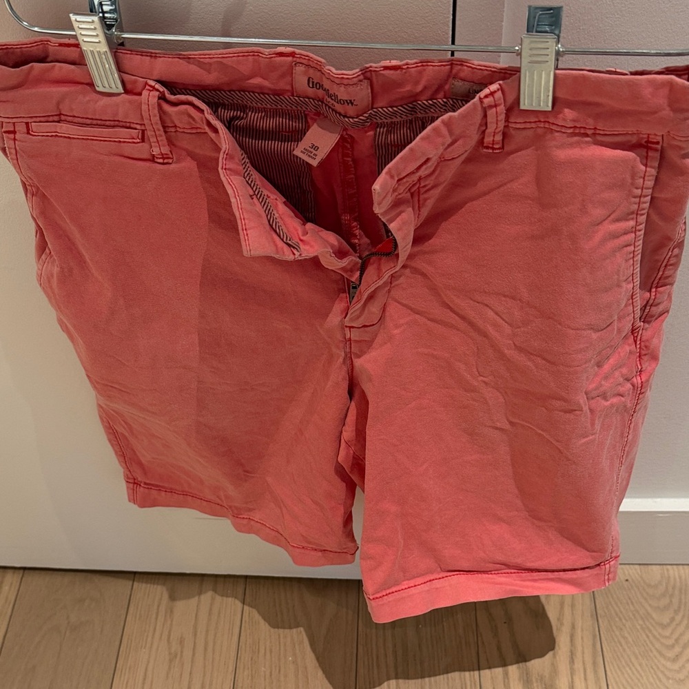 Goodfellow Coral Men’s Shorts